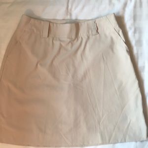 Nike Fit Dry beige golf skort